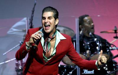 Jane’s Addiction’s Perry Farrell had his voicebox removed during gruelling spinal surgery - www.nme.com