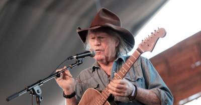 Billy Joe Shaver: Gifted songwriter who embodied the lyricism of country music - www.msn.com - Texas