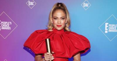 Jennifer Lopez Accepts the Icon Award at the People’s Choice Awards 2020 - www.usmagazine.com