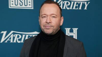 Donnie Wahlberg again leaves $2,020 tip to inspire giving - abcnews.go.com - state Massachusets - county Plymouth