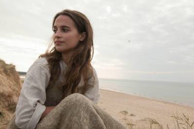 Alicia Vikander To Star In Terence Winter’s ‘Dial M For Murder’ Anthology Series - theplaylist.net
