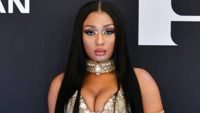Megan Thee Stallion Says She Felt the Need to Be 'Strong for Everybody' After Being Shot - www.etonline.com