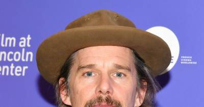 The real reason why Ethan Hawke refused to live in Hollywood - www.wonderwall.com - Hollywood - county Stone