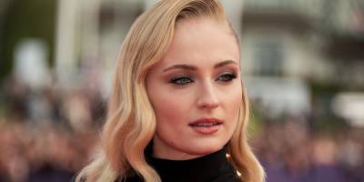 Sophie Turner Subtly Reveals Her Daughter Willa's Birth Date on a New Necklace - www.elle.com