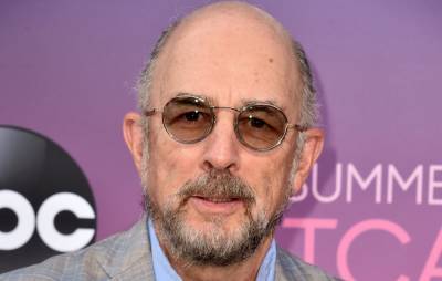 ‘The West Wing’ star Richard Schiff has been hospitalised with COVID-19 - www.nme.com - USA