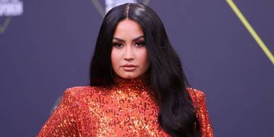 A Blonde Demi Lovato Joked About Her Broken Engagement to Max Ehrich on TV - www.elle.com