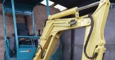 A mini digger stolen in Manchester 17 years ago has turned up in a village at the other end of the country - www.manchestereveningnews.co.uk - Manchester