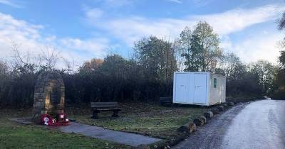 Builders issue apology after putting a portaloo next to a Cambuslang war memorial - www.dailyrecord.co.uk