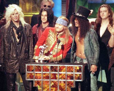 Guns N’ Roses Announce First Stadium Tour Since COVID-19 Shut Down Concerts - deadline.com - Australia - New Zealand - USA - Columbia