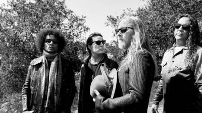 Alice in Chains on Receiving MoPop’s Founders Award, Tribute Performances by Metallica and More - variety.com - Seattle