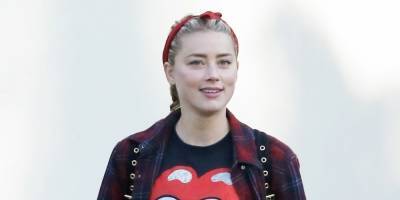 Amber Heard is All Smiles While Hanging Out with a Friend in L.A. - www.justjared.com - Los Angeles