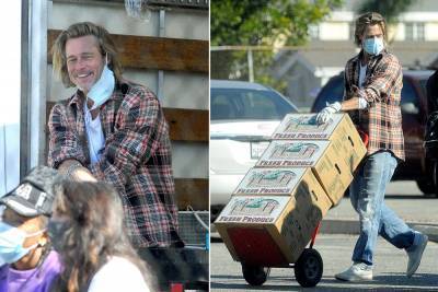 Brad Pitt spends hours delivering meals to LA housing project - nypost.com - Los Angeles