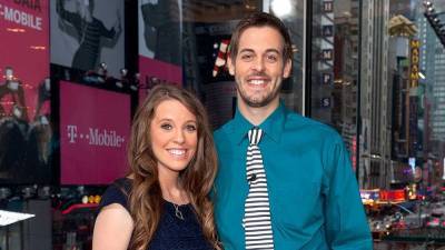 Derick Dillard Jokes That the Duggar Family Gets Married Young Because 'We Want to Have Sex' - www.etonline.com