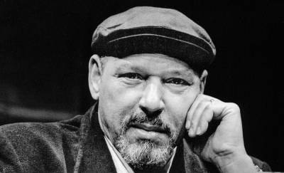 Playwright August Wilson’s Legacy Remembered In Netflix Doc ‘Giving Voice’ - etcanada.com - county Worth