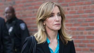 Felicity Huffman Officially Serves Full Sentence for College Admissions Scandal - radaronline.com