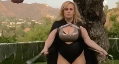Rebel Wilson shows off DRAMATIC weight loss in new photos; STUNS as ‘Rona Warrior Princess’ for Halloween - www.pinkvilla.com