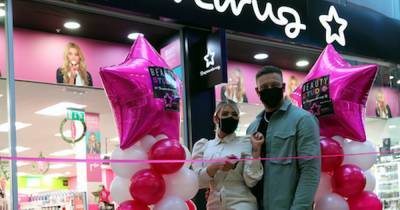 Love Island's Olivia and Alex Bowen open brand new Superdrug store in Glasgow - www.dailyrecord.co.uk - Centre