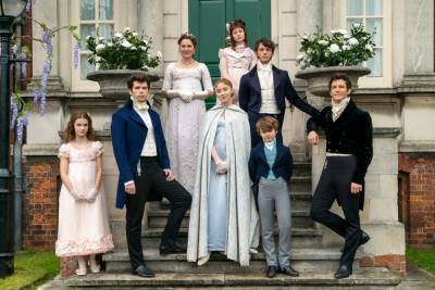 ‘Bridgerton’ Trailer: Shondaland Romance Brings Historical Drama to Netflix - variety.com - county Andrews