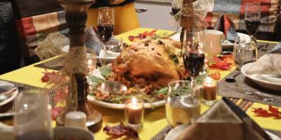 The CDC Is Urging Americans to Stay Home for Thanksgiving - www.justjared.com - USA