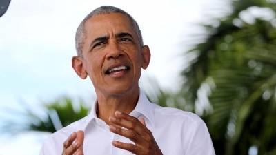 Barack Obama Revealed He Called People Homophobic Slurs When He Was a Teenager - stylecaster.com