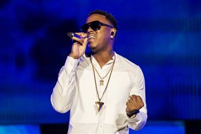 R&B Artist Jeremih Has “Severe Case” Of COVID-19 And Is On A Ventilator In ICU - deadline.com - Chicago