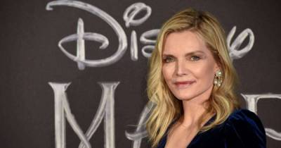 Michelle Pfeiffer shares selfie and reveals she no longer cares what she looks like - www.msn.com