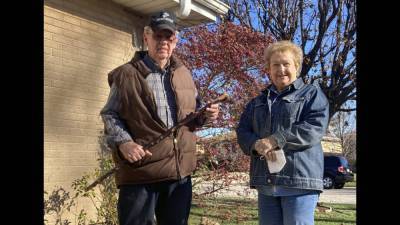 Illinois man, 81, uses antique walking stick to beat thieves - www.foxnews.com - Chicago - Ireland - Illinois