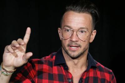 Woman Speaks Out About Alleged Affair With Former Hillsong Church Pastor Carl Lentz - etcanada.com