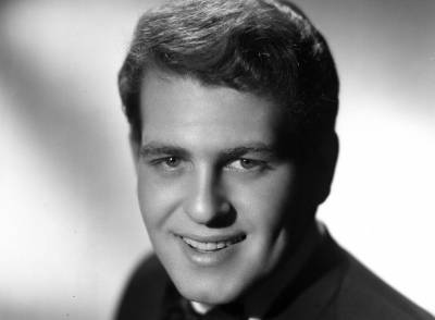 Len Barry (1942 – 2020), Dovells lead singer - legacy.com