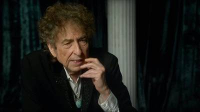 Bob Dylan Papers, Including Unpublished Lyrics, Sell For $495K - etcanada.com - USA - Boston