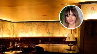 Rashida Jones Seeks Fatherly Advice at New York’s Landmark Bemelmans Bar in ‘On the Rocks’ - variety.com - New York - New York