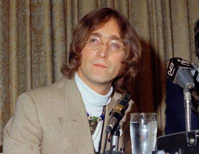 Album John Lennon Signed For His Murderer To Go Up For Auction - etcanada.com - New York