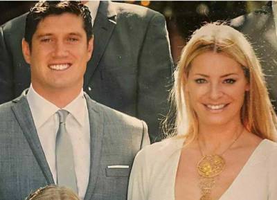 Tess Daly shares an unseen picture of her and Vernon Kay’s vow renewal - evoke.ie