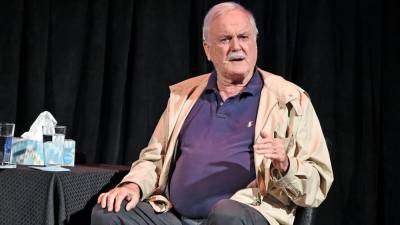 John Cleese accused of transphobia after doubling down on support of J.K. Rowling with controversial tweet - www.foxnews.com