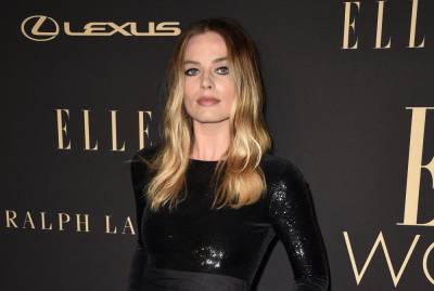 Margot Robbie Says New Female-Led ‘Pirates Of The Caribbean’ Movie Will Feature ‘Lots Of Girl Power’ - etcanada.com