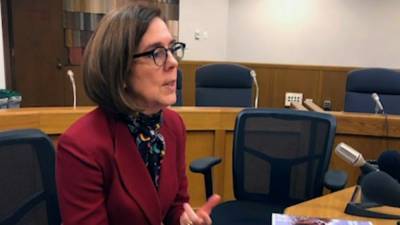 Oregon governor tells residents to call cops on people violating COVID restrictions - www.foxnews.com - state Oregon