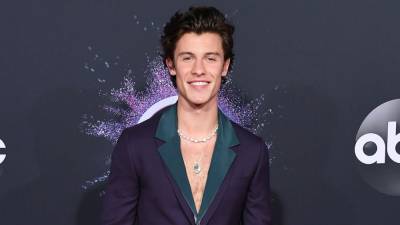 Shawn Mendes and Justin Bieber Open the 2020 American Music Awards With Show-Stopping Duet - www.etonline.com - USA