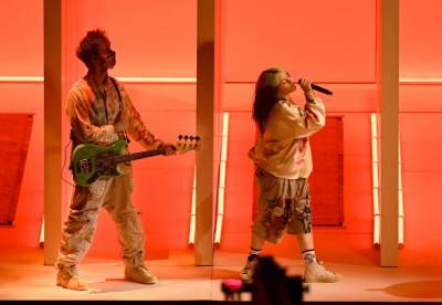 Billie Eilish Performs ‘Therefore I Am’ At 2020 American Music Awards - etcanada.com - Los Angeles - USA