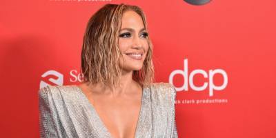 Jennifer Lopez Looks Incredible in a Silver Crop Top and Side Slit Skirt at the 2020 AMAs - www.marieclaire.com