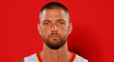 NBA's Chandler Parsons Is Engaged to Haylee Harrison! - www.justjared.com