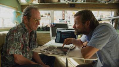 ‘Wander’ Exclusive Clip: Aaron Eckhart & Tommy Lee Jones Think There’s A Conspiracy Afoot In The Desert - theplaylist.net - state New Mexico