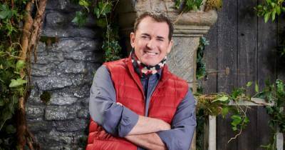 Shane Richie panics as he faces 200 spiders in 'I'm A Celebrity' trial - www.msn.com