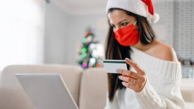 Best Holiday Masks to Give and Wear This Season - www.etonline.com