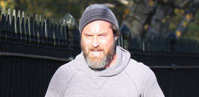 Jude Law Shows Off Bushy Beard While Jogging in London - www.justjared.com - London