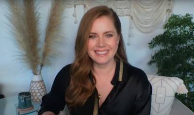 Amy Adams’ 10-Year-Old Daughter Was Not Impressed By Her Playing Billie Eilish’s ‘Party Favor’ On Ukulele - etcanada.com
