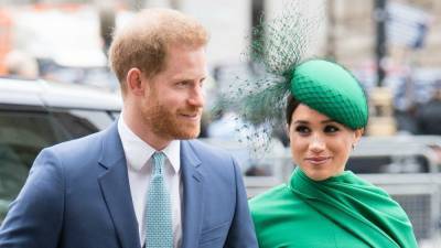 Meghan Markle and Prince Harry Informed the Royal Family About Her Miscarriage - www.etonline.com