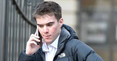 Edinburgh University student tried to bite two cops while tripping on LSD he'd taken as "experiment" with pals - www.dailyrecord.co.uk