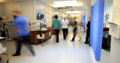 "We can't provide good quality care when a patient is in the corridor" Medics' plea to NHS bosses to reduce overcrowding in hospitals - www.manchestereveningnews.co.uk - Manchester