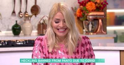 Holly Willoughby makes hilarious blunder on This Morning leaving Phillip Schofield in stitches - www.ok.co.uk