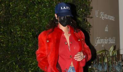 Rihanna Goes Incognito Behind a Hat & Face Mask at Dinner - www.justjared.com - Los Angeles - Santa Monica - Los Angeles
